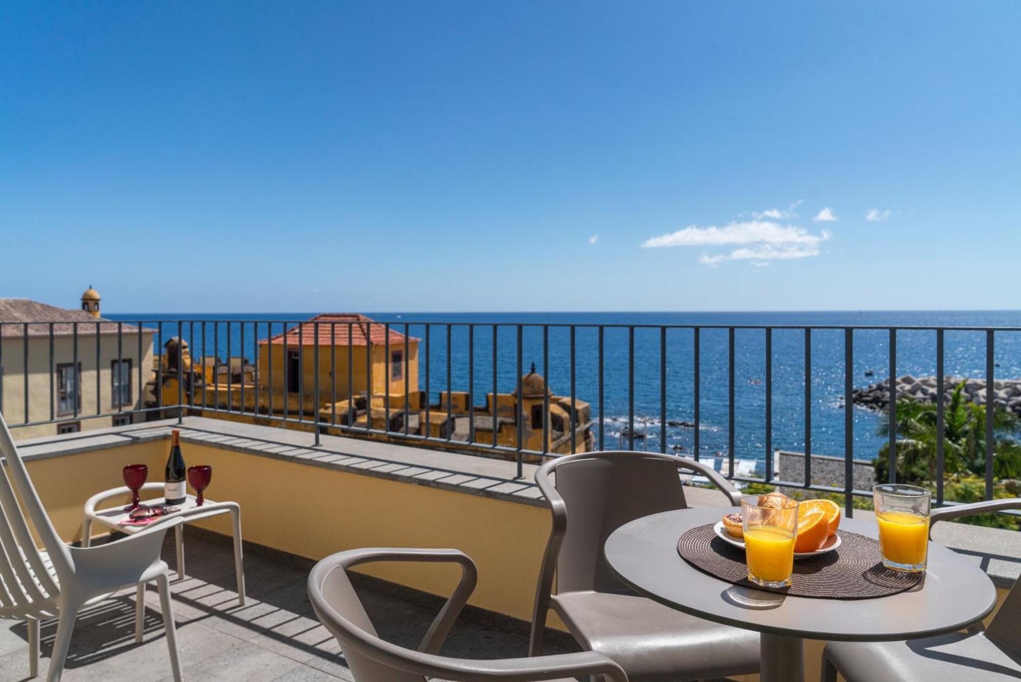 Fort Of Old Town Apartments By Ourmadeira Funchal  Buitenkant foto