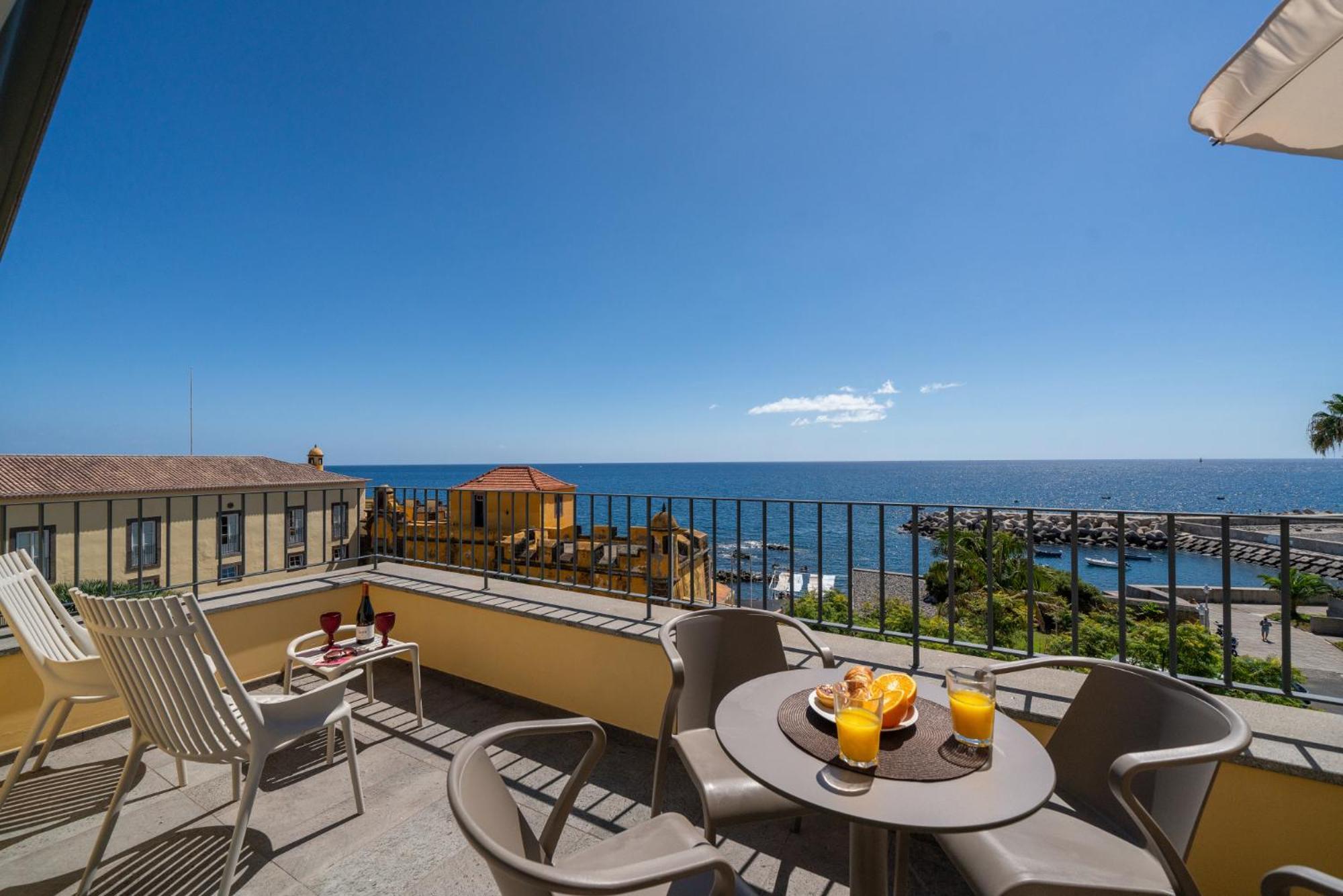 Fort Of Old Town Apartments By Ourmadeira Funchal  Buitenkant foto
