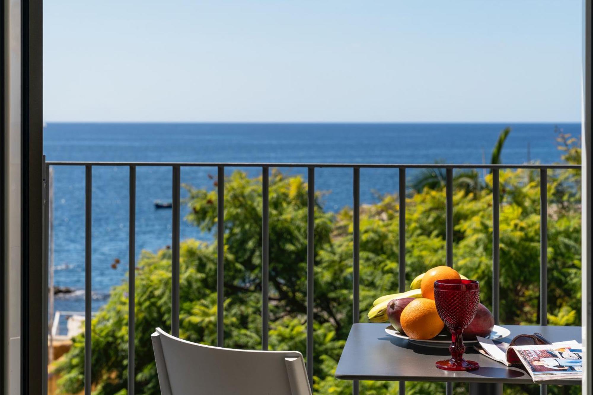 Fort Of Old Town Apartments By Ourmadeira Funchal  Buitenkant foto
