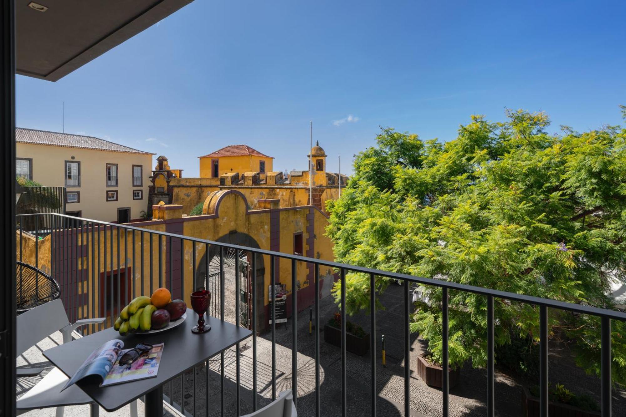 Fort Of Old Town Apartments By Ourmadeira Funchal  Buitenkant foto
